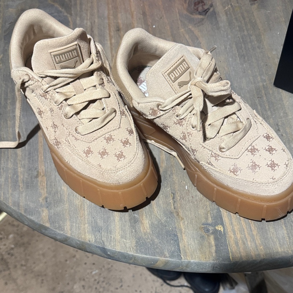Puma Beige/Tan Platform Sneakers - Picture 4 of 4